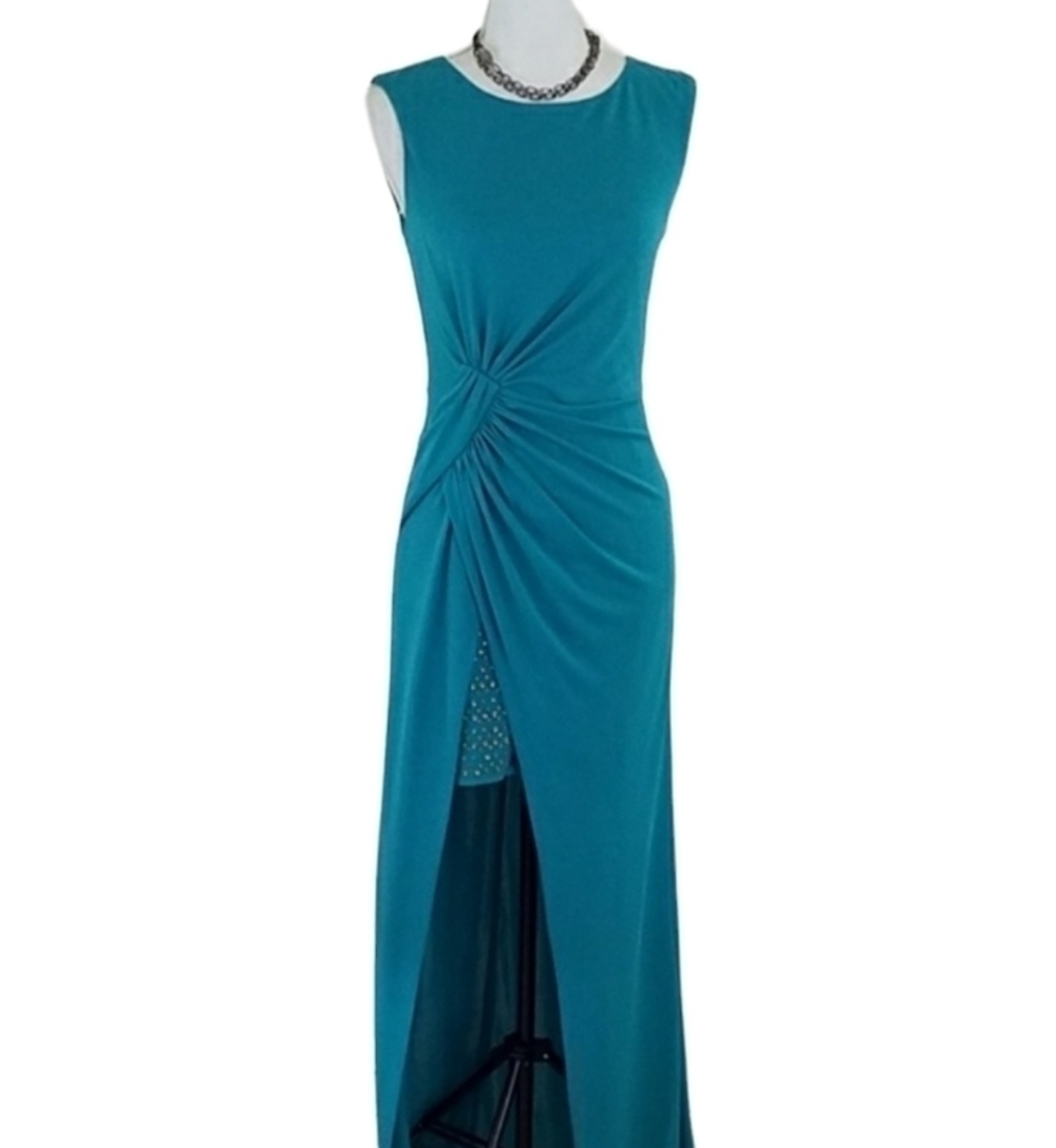 BCBGMaxAzria~Size S (4)~Jade Long Prom Dress NWT.